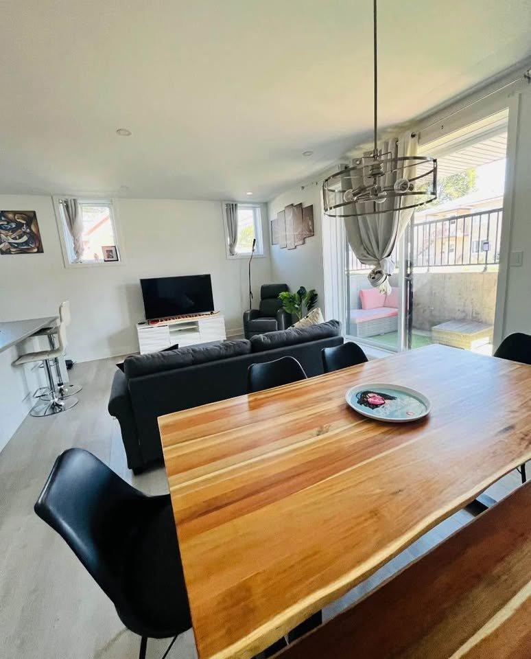 









51


Ch. de la Beauce

, 1,
Beauharnois,




QC
J6N2M5

