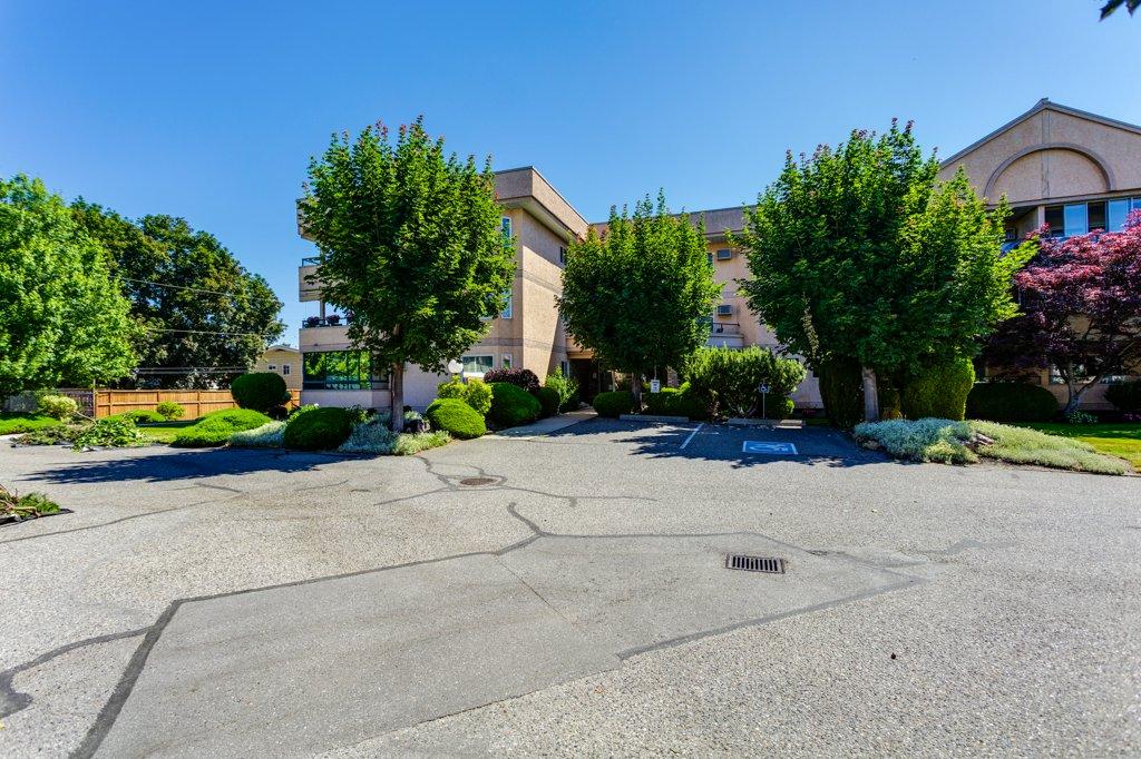 









3850


Brown

Road, 306,
West Kelowna,




BC
V4T 2J5

