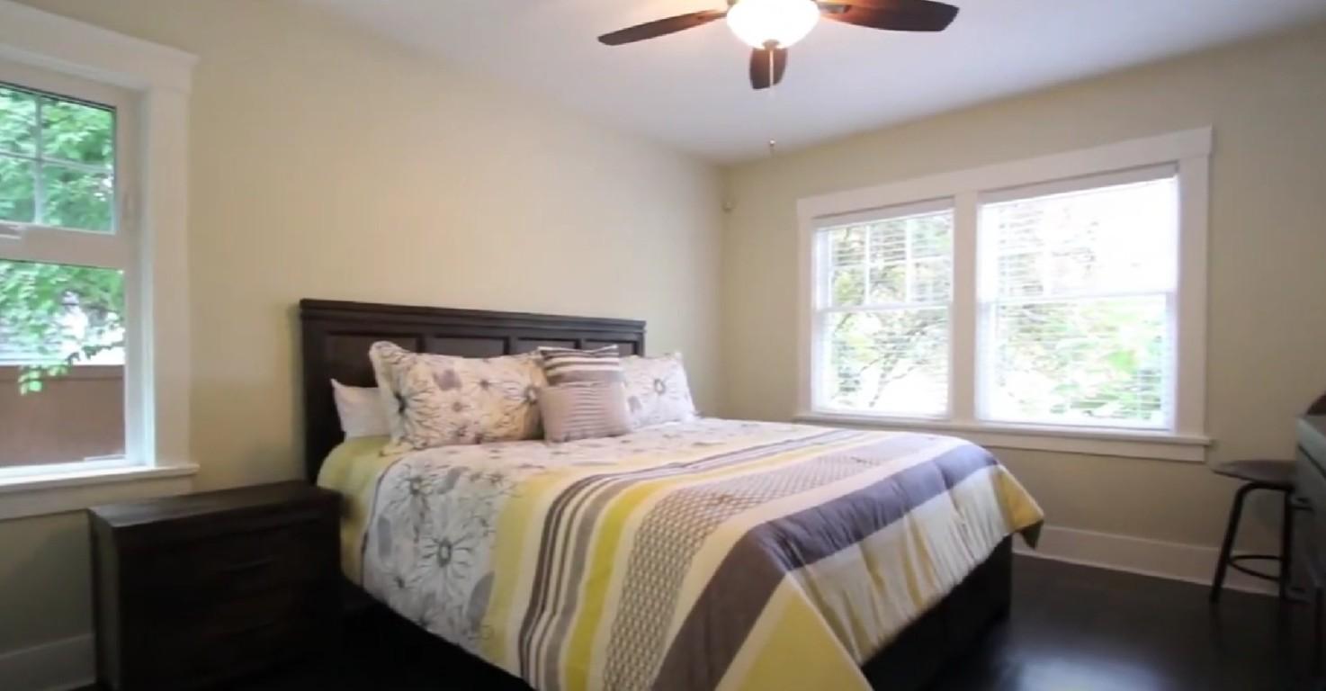 









1023


Lawrence

Avenue,
Kelowna,




BC
V1Y 6M3

