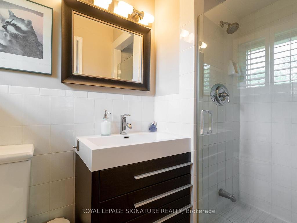 









31


Norbert

Crescent,
Toronto,




ON
M9C 3J8

