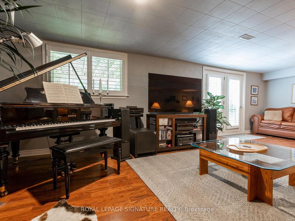 









31


Norbert

Crescent,
Toronto,




ON
M9C 3J8

