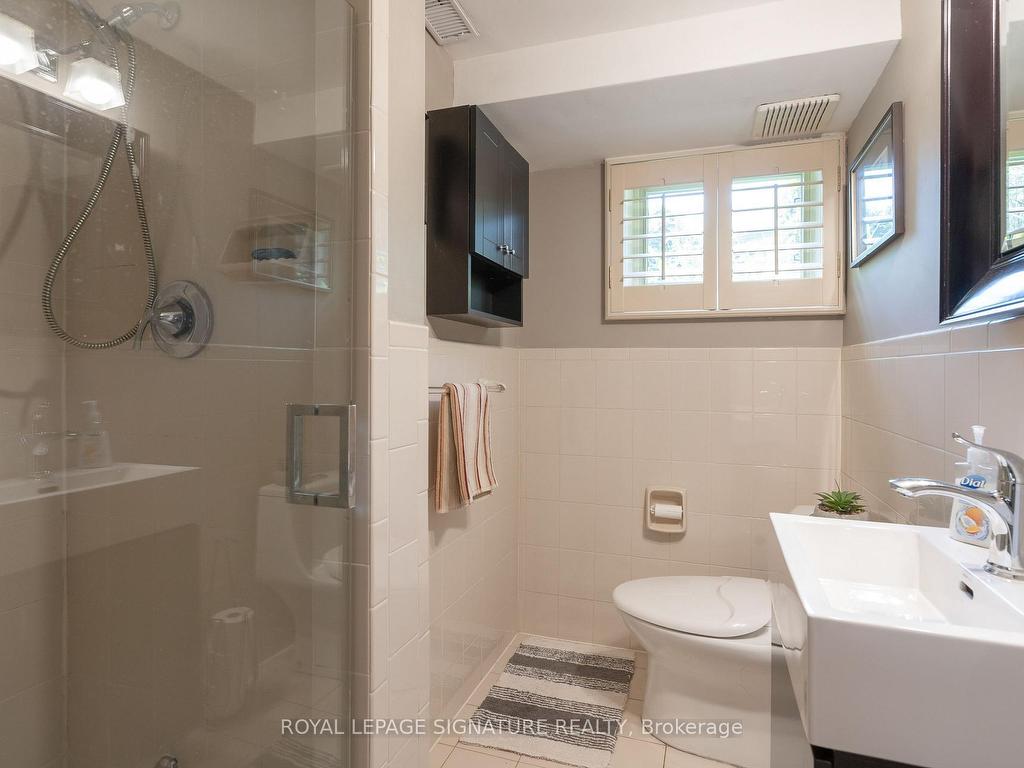 









31


Norbert

Crescent,
Toronto,




ON
M9C 3J8

