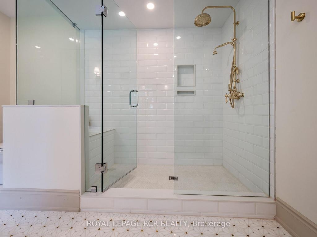









7


John

Street,
East Garafraxa,




ON
L9W 7G4

