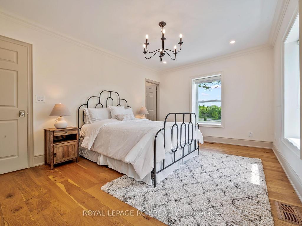 









7


John

Street,
East Garafraxa,




ON
L9W 7G4


