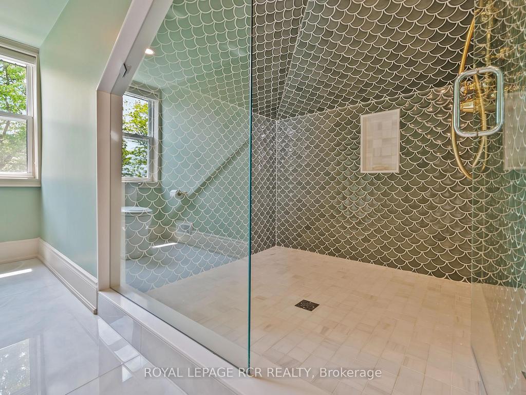









7


John

Street,
East Garafraxa,




ON
L9W 7G4

