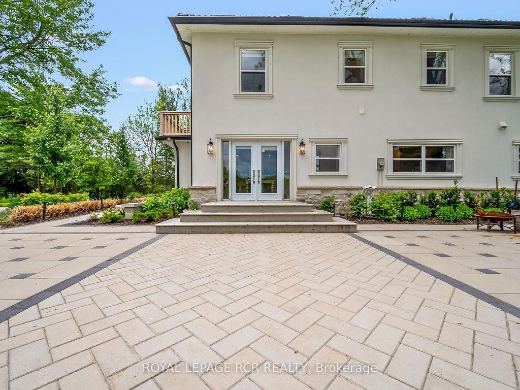 









7


John

Street,
East Garafraxa,




ON
L9W 7G4

