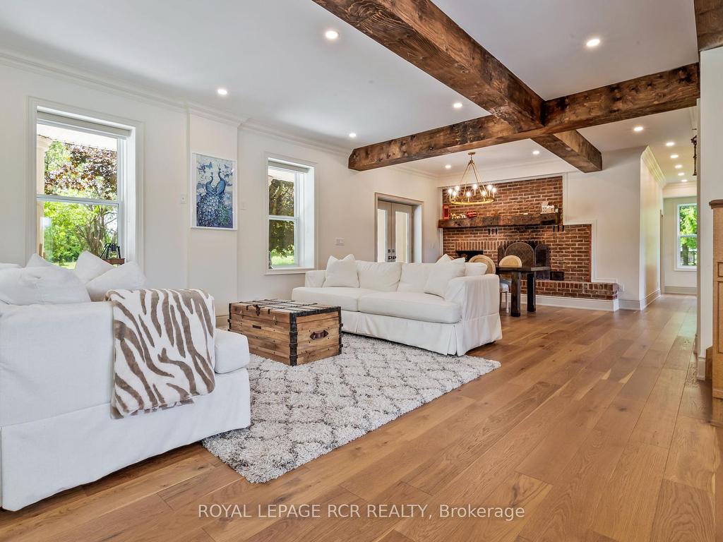 









7


John

Street,
East Garafraxa,




ON
L9W 7G4

