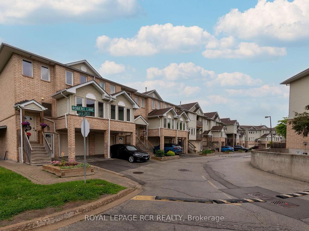 









3A


Robert

Lane,
Halton Hills,




ON
L7G 5L9

