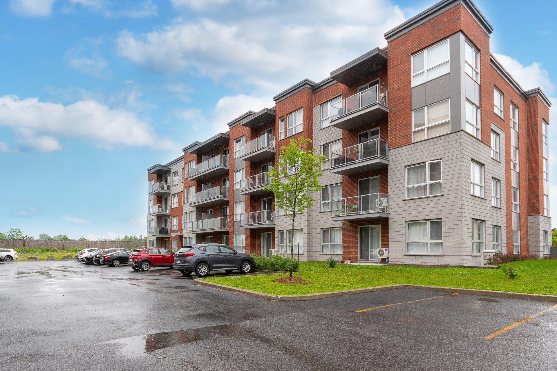 









7105


Rue de Lunan

, 410,
Brossard,




QC
J4Y0N4

