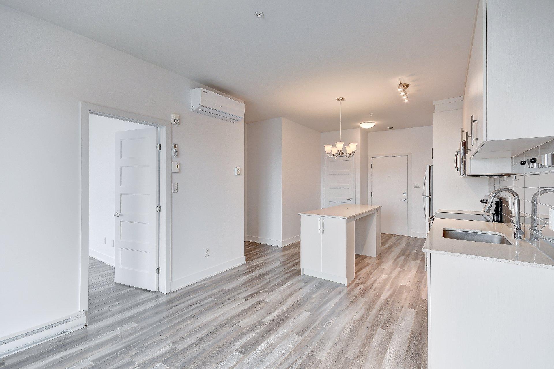 









7105


Rue de Lunan

, 410,
Brossard,




QC
J4Y0N4

