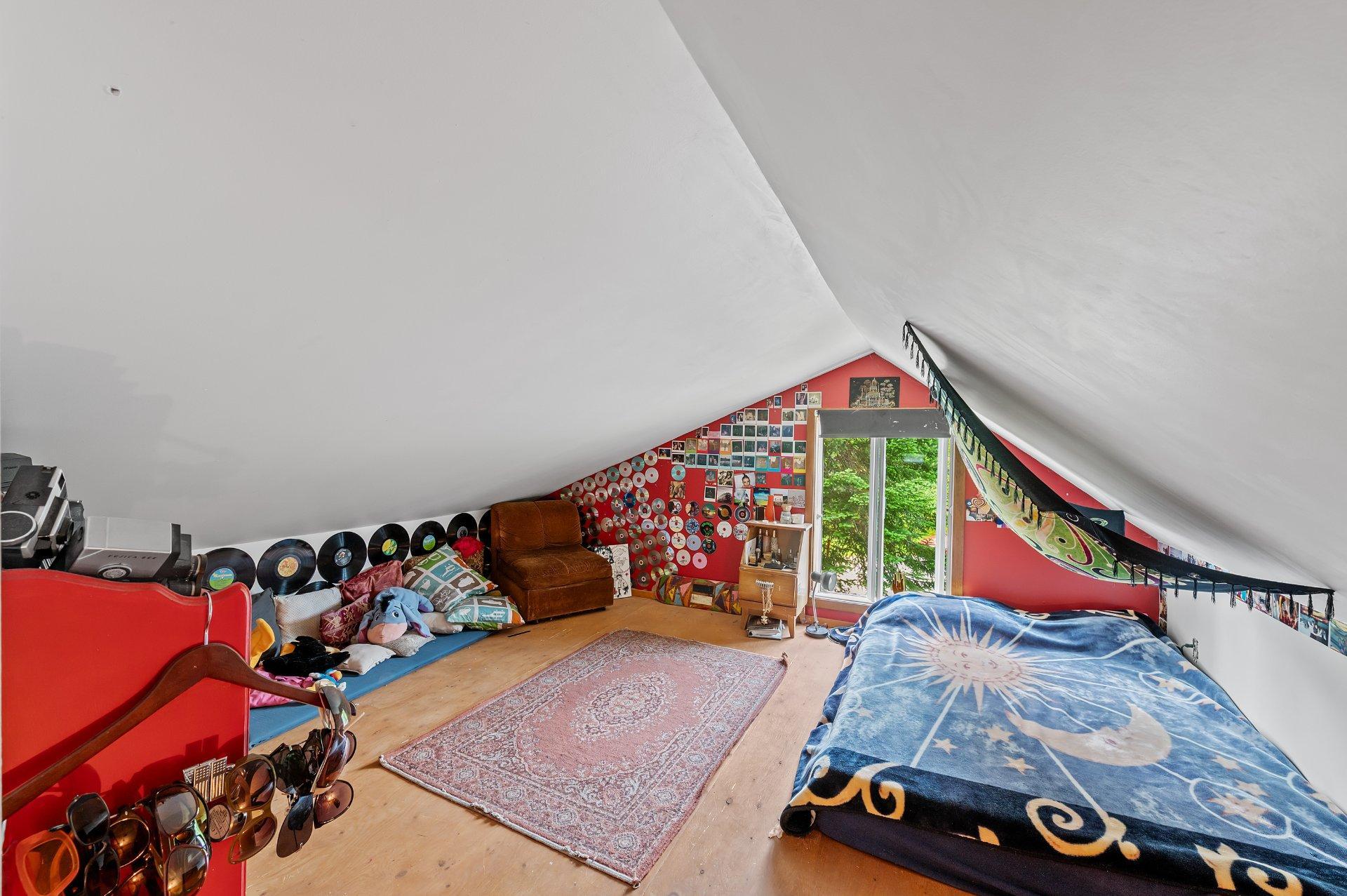 









2301


Rue St-Hilaire

,
Val-Morin,




QC
J0T2R0

