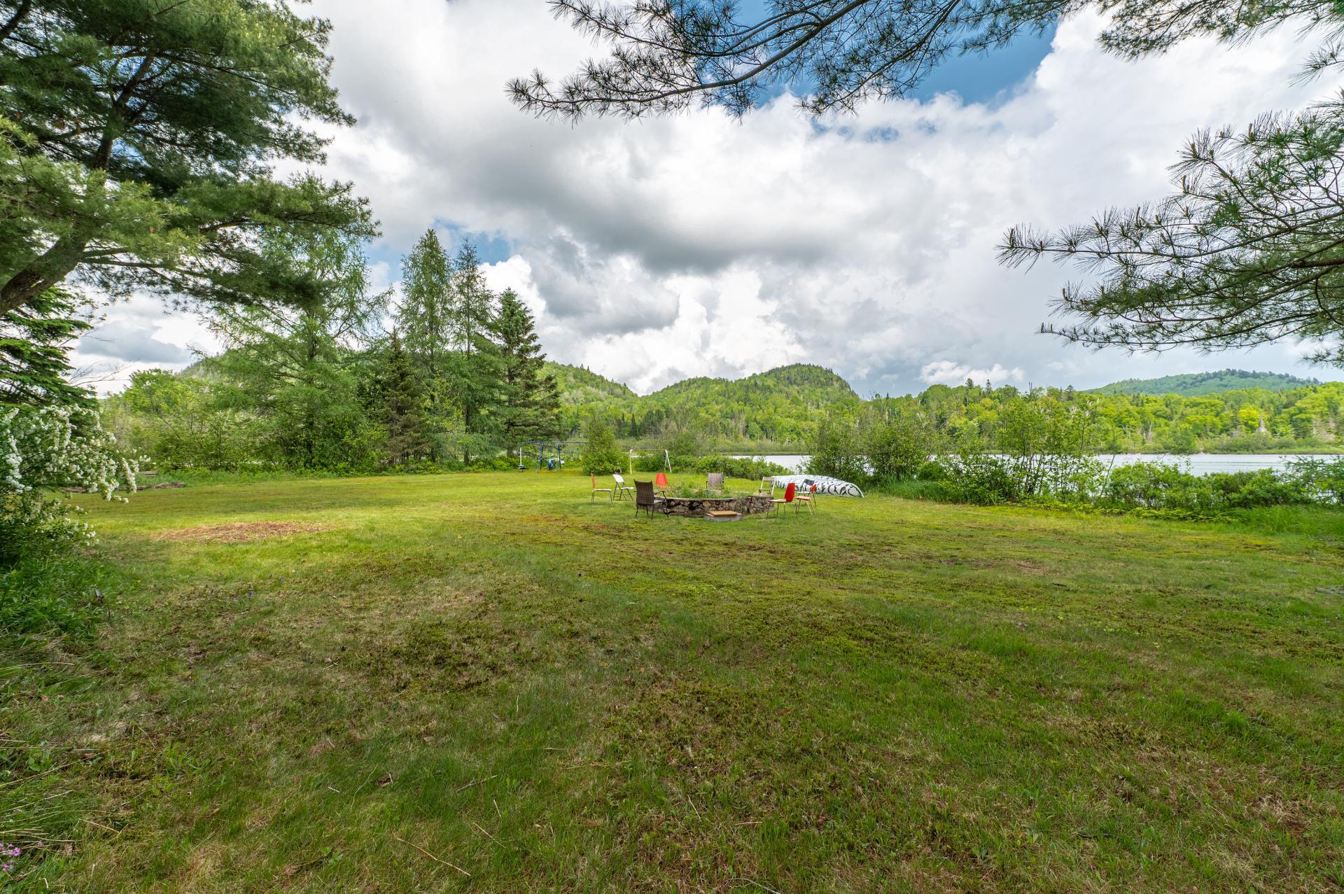 









2301


Rue St-Hilaire

,
Val-Morin,




QC
J0T2R0

