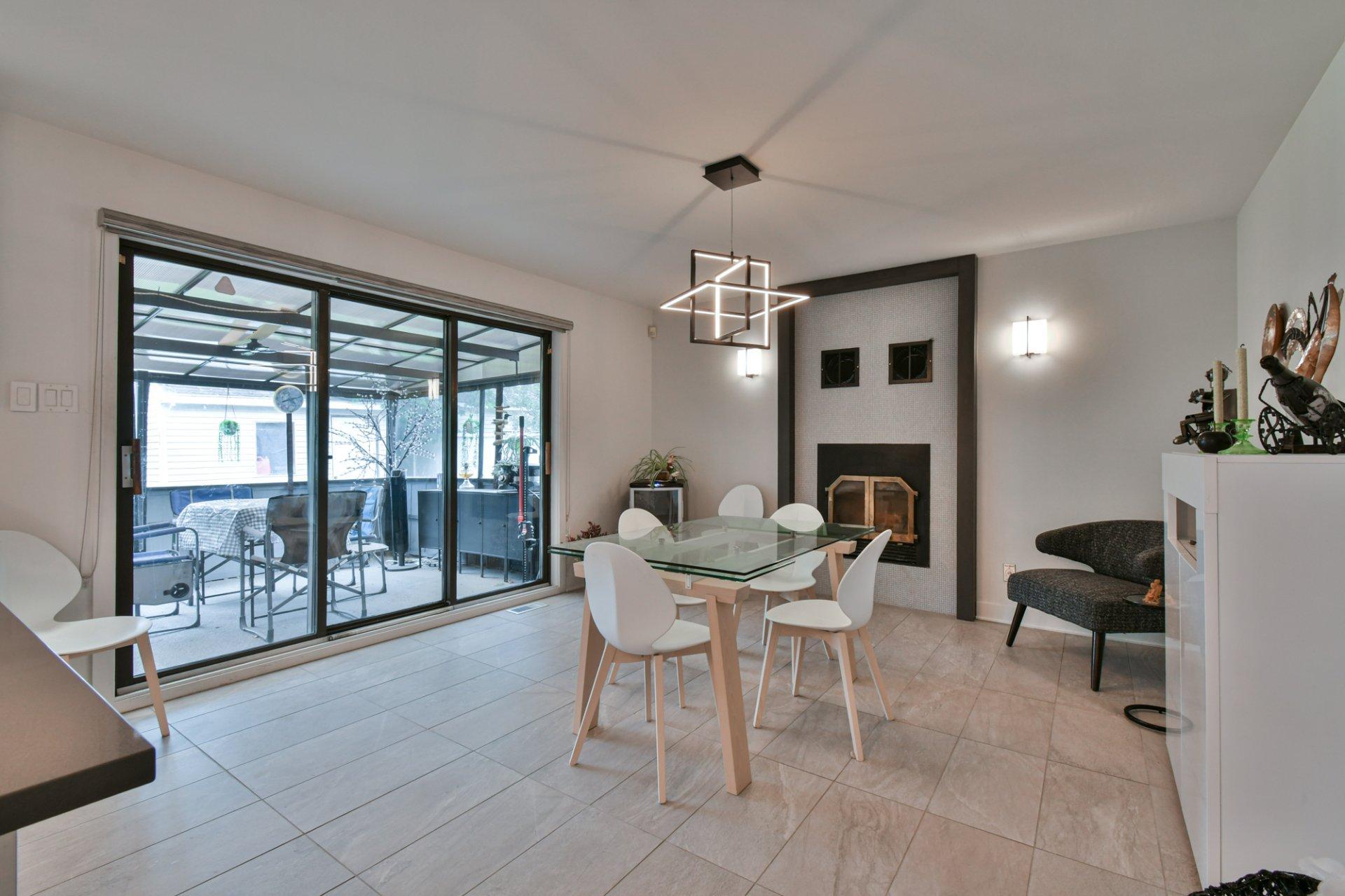 









526


Rue du Bois-de-Boulogne

,
Terrebonne (Terrebonne),




QC
J6Y1N6

