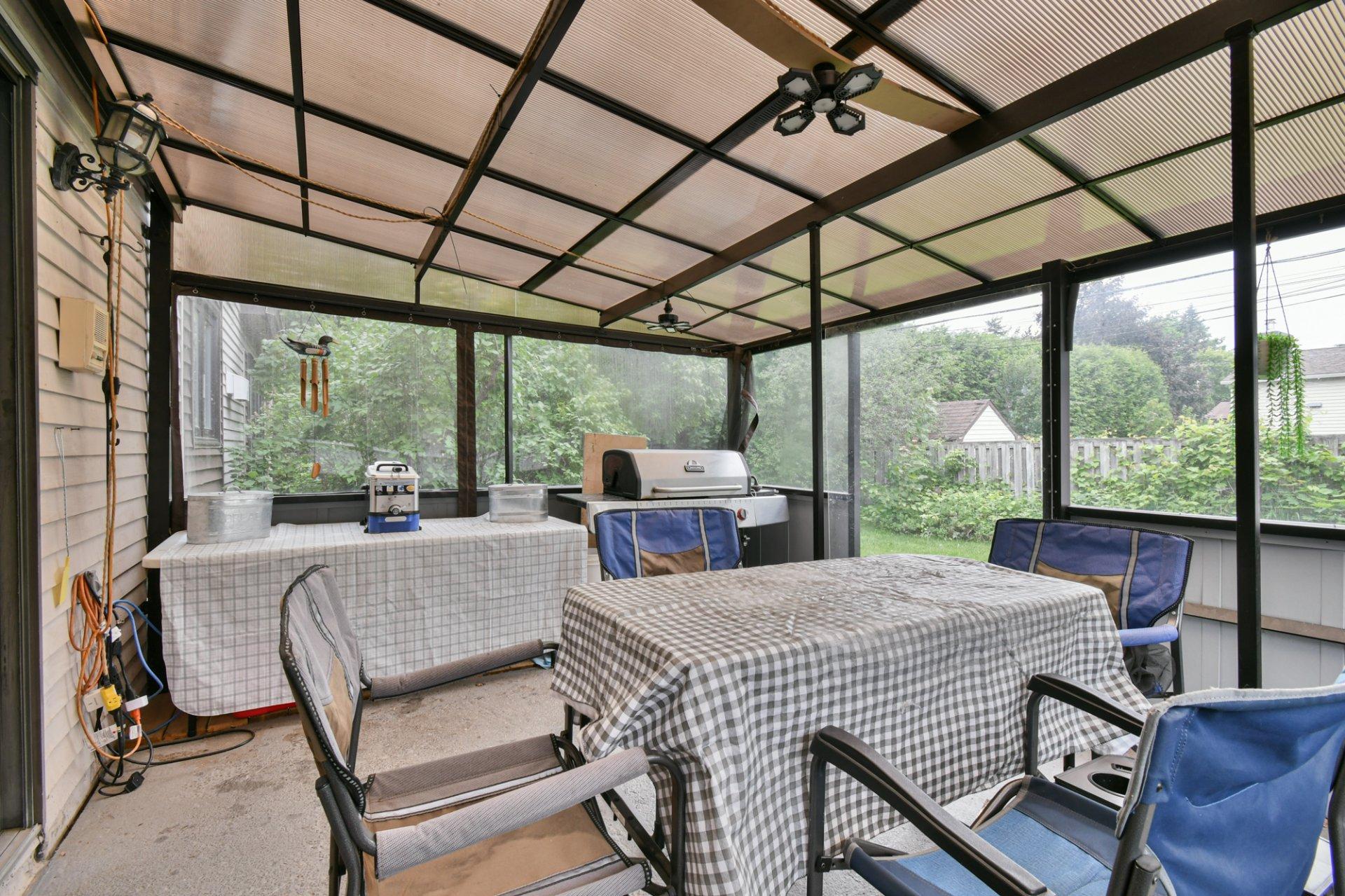 









526


Rue du Bois-de-Boulogne

,
Terrebonne (Terrebonne),




QC
J6Y1N6

