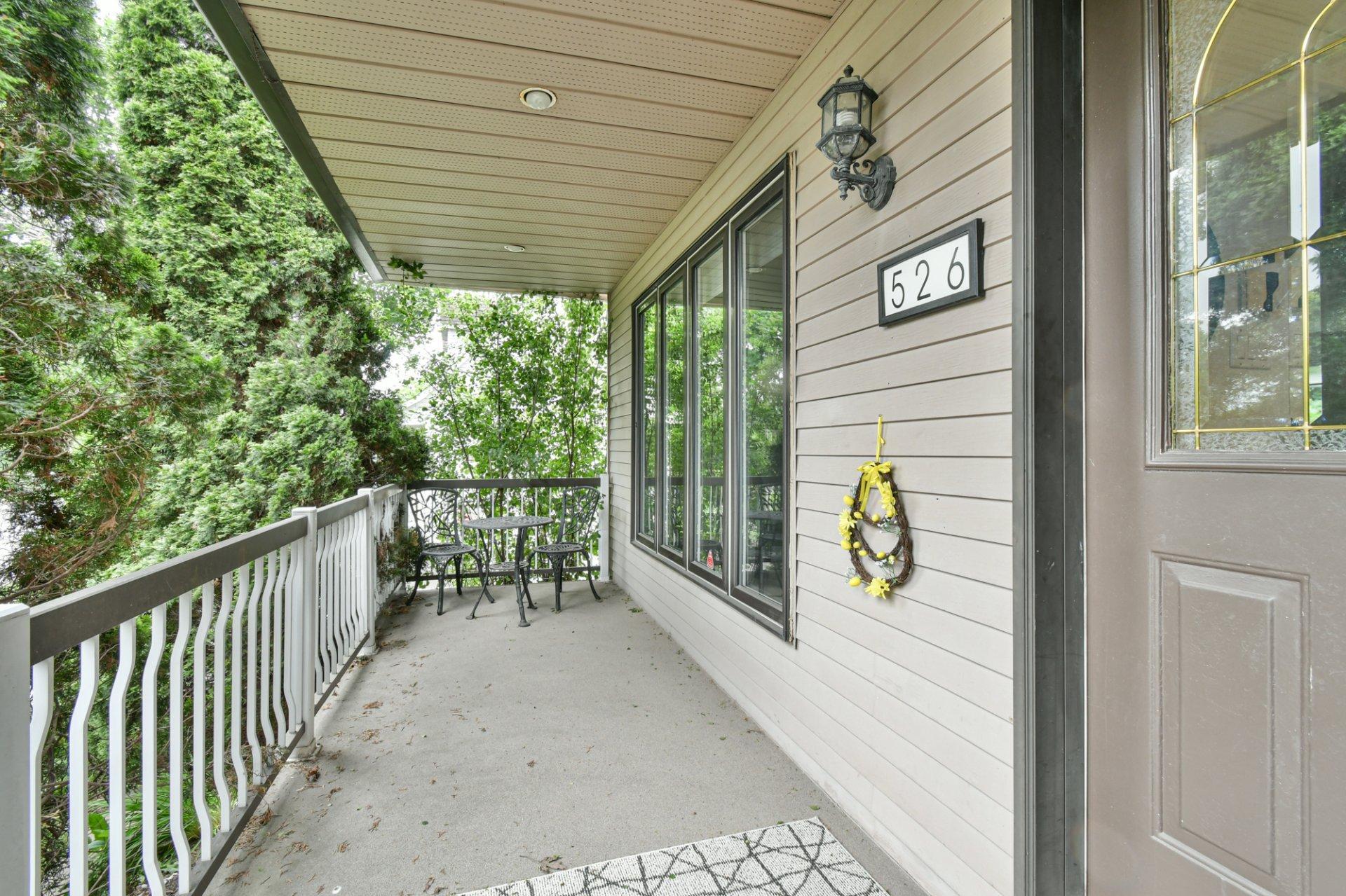 









526


Rue du Bois-de-Boulogne

,
Terrebonne (Terrebonne),




QC
J6Y1N6

