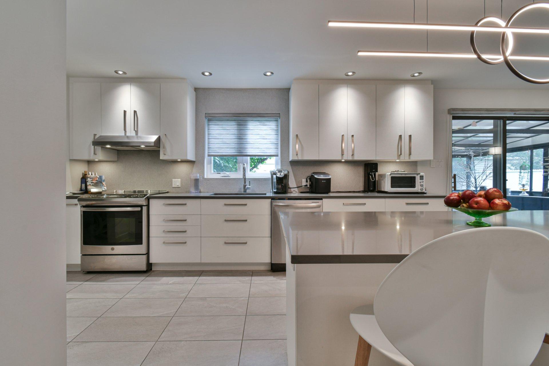 









526


Rue du Bois-de-Boulogne

,
Terrebonne (Terrebonne),




QC
J6Y1N6

