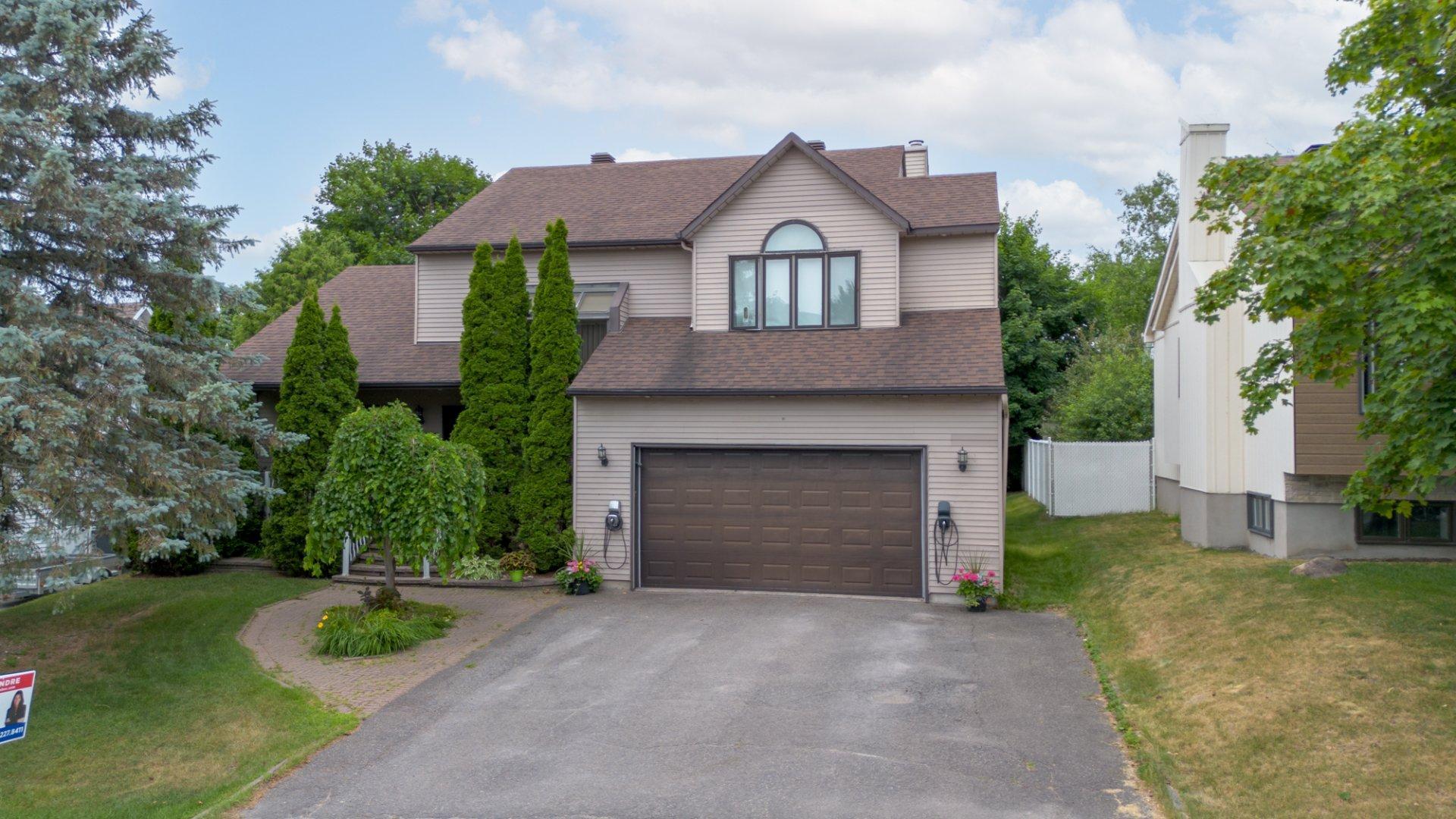 









526


Rue du Bois-de-Boulogne

,
Terrebonne (Terrebonne),




QC
J6Y1N6

