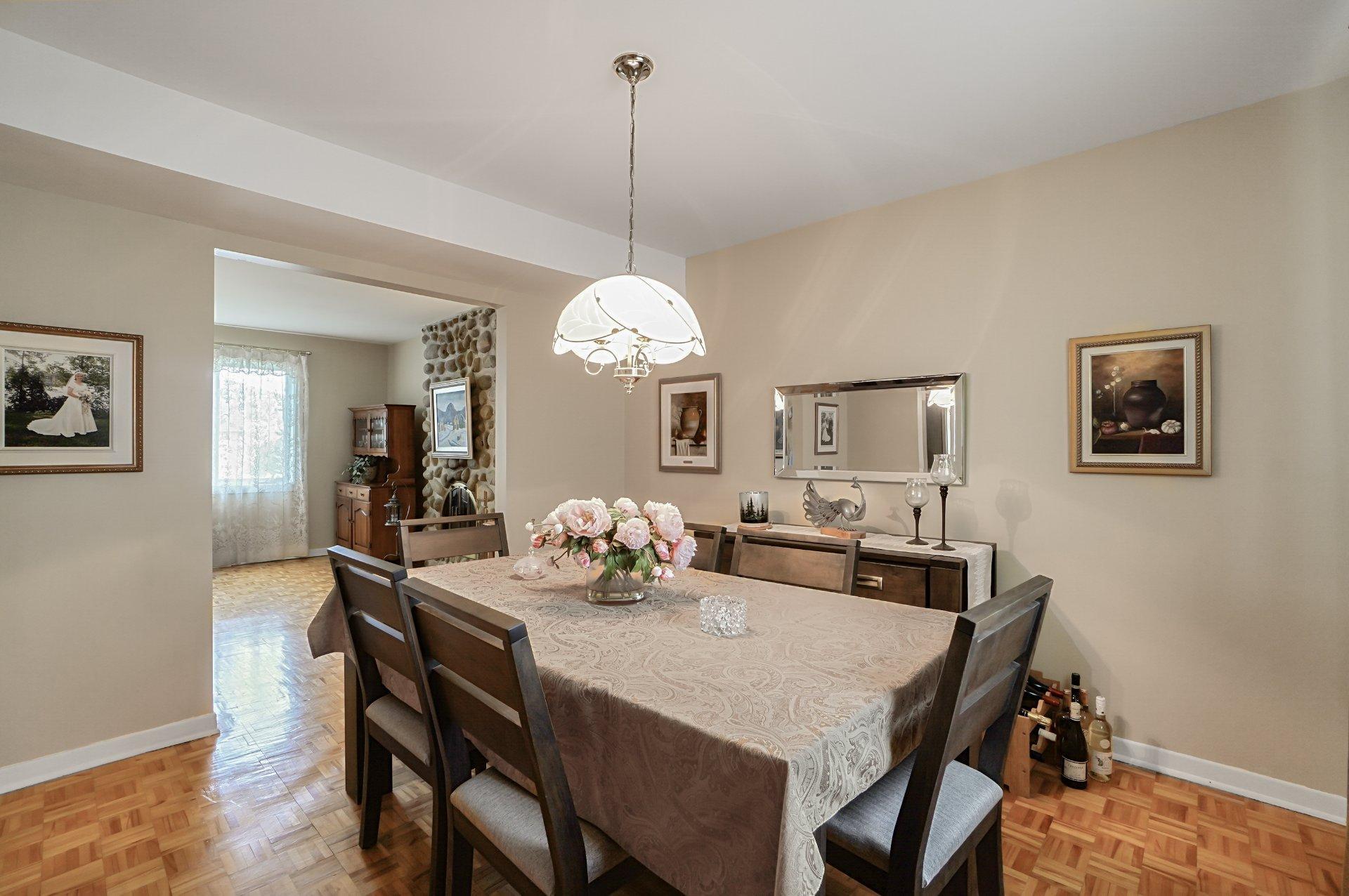 









17224


Boul. Brunswick

,
Kirkland,




QC
H9J1K9

