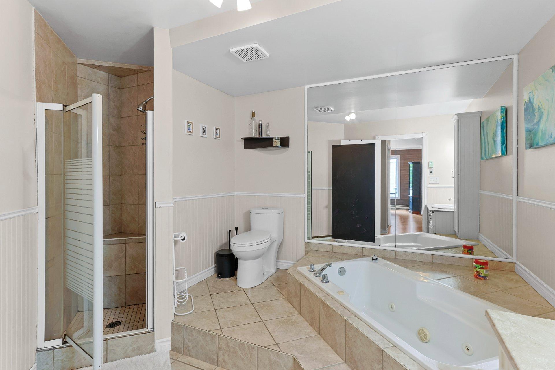 









142


Rue René-Émard

,
L'Île-Perrot,




QC
J7V8V7

