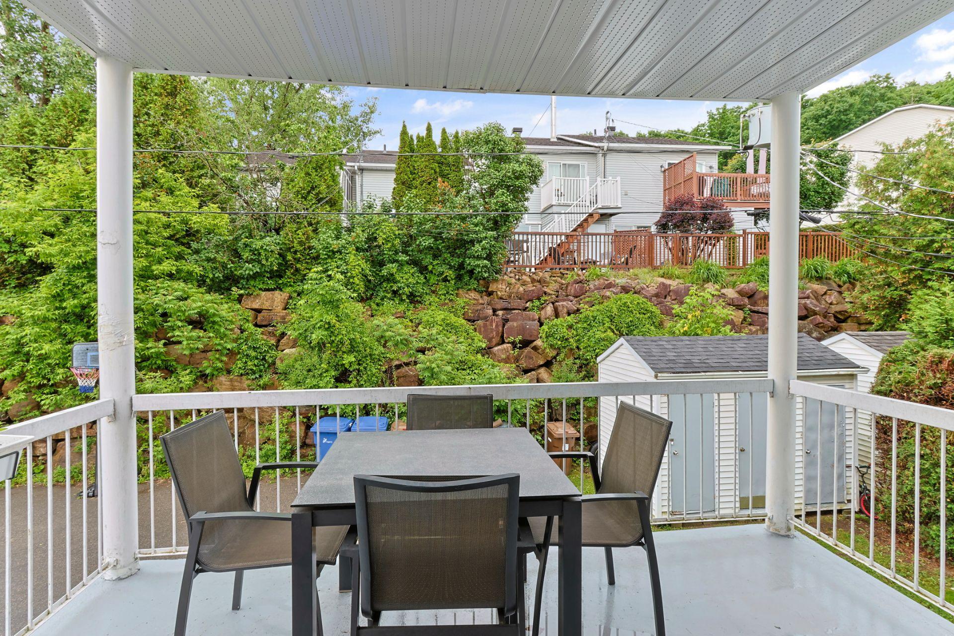 









142


Rue René-Émard

,
L'Île-Perrot,




QC
J7V8V7

