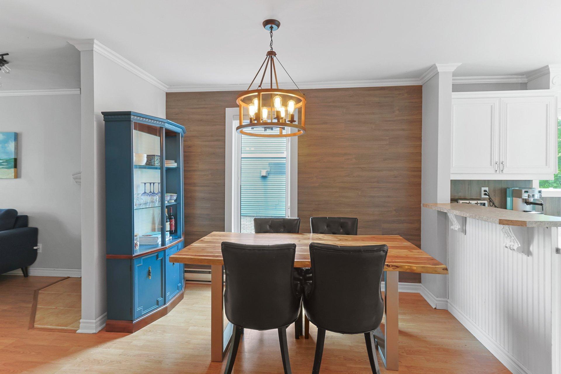 









142


Rue René-Émard

,
L'Île-Perrot,




QC
J7V8V7

