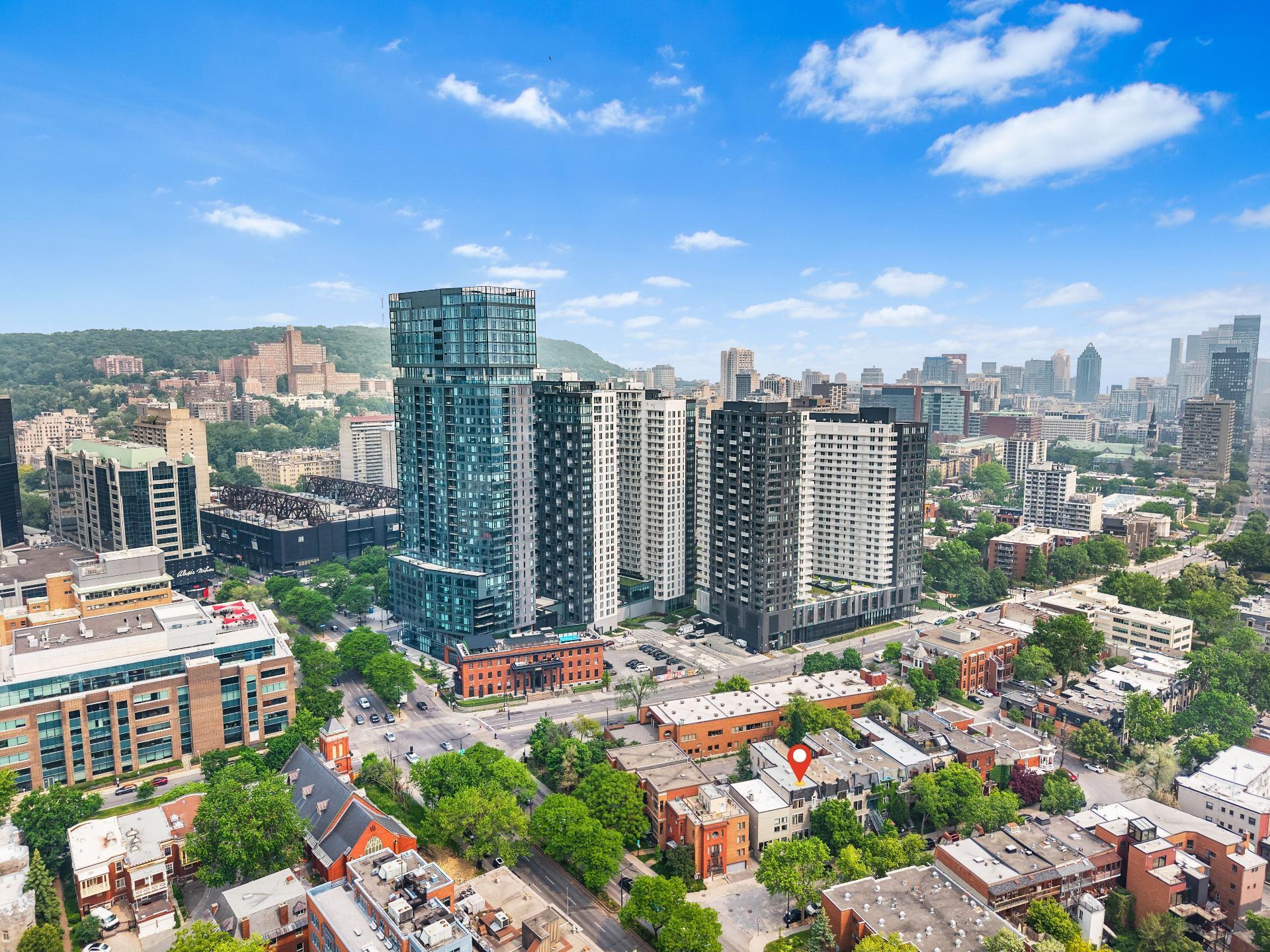 









2301


Rue du Souvenir

,
Montréal (Ville-Marie),




QC
H3H1S3

