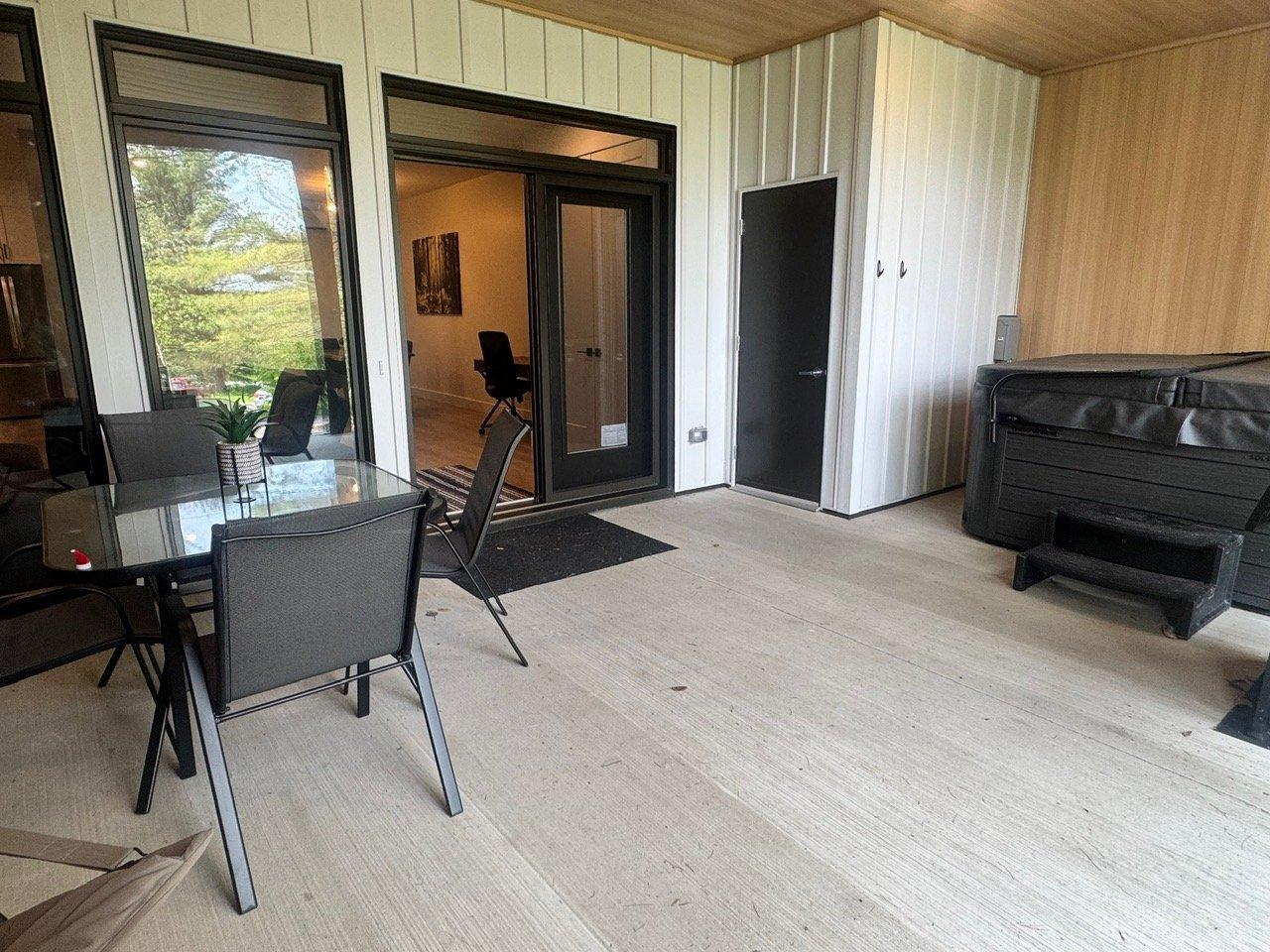 









15

 - 2


Rue de la Foulée

,
Orford,




QC
J1X6Z5

