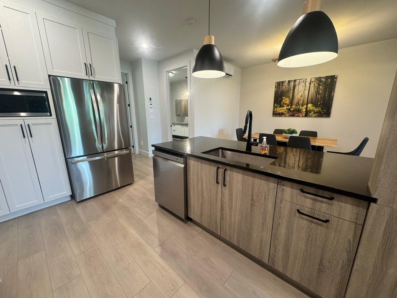 









15

 - 2


Rue de la Foulée

,
Orford,




QC
J1X6Z5

