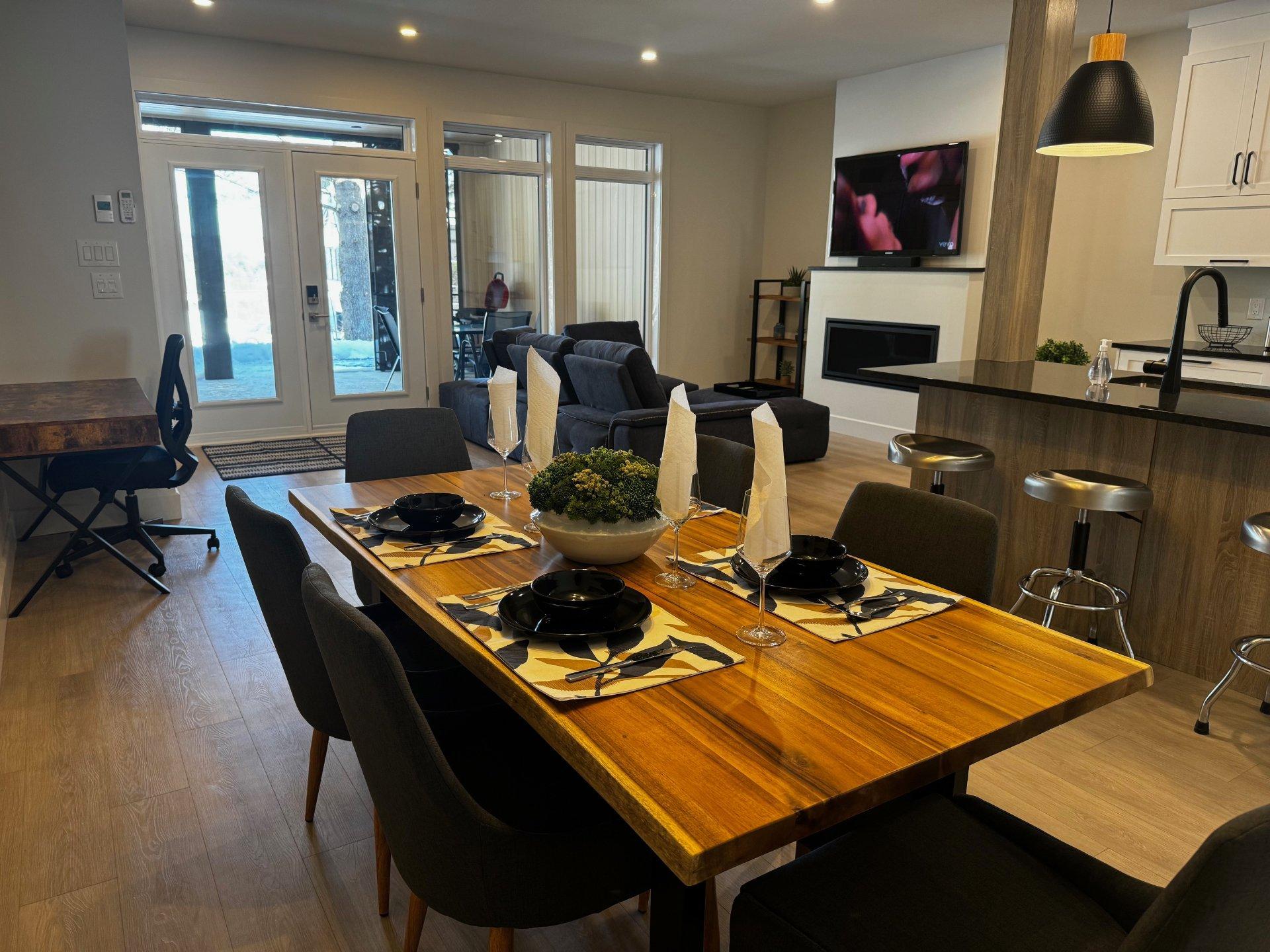 









15

 - 2


Rue de la Foulée

,
Orford,




QC
J1X6Z5

