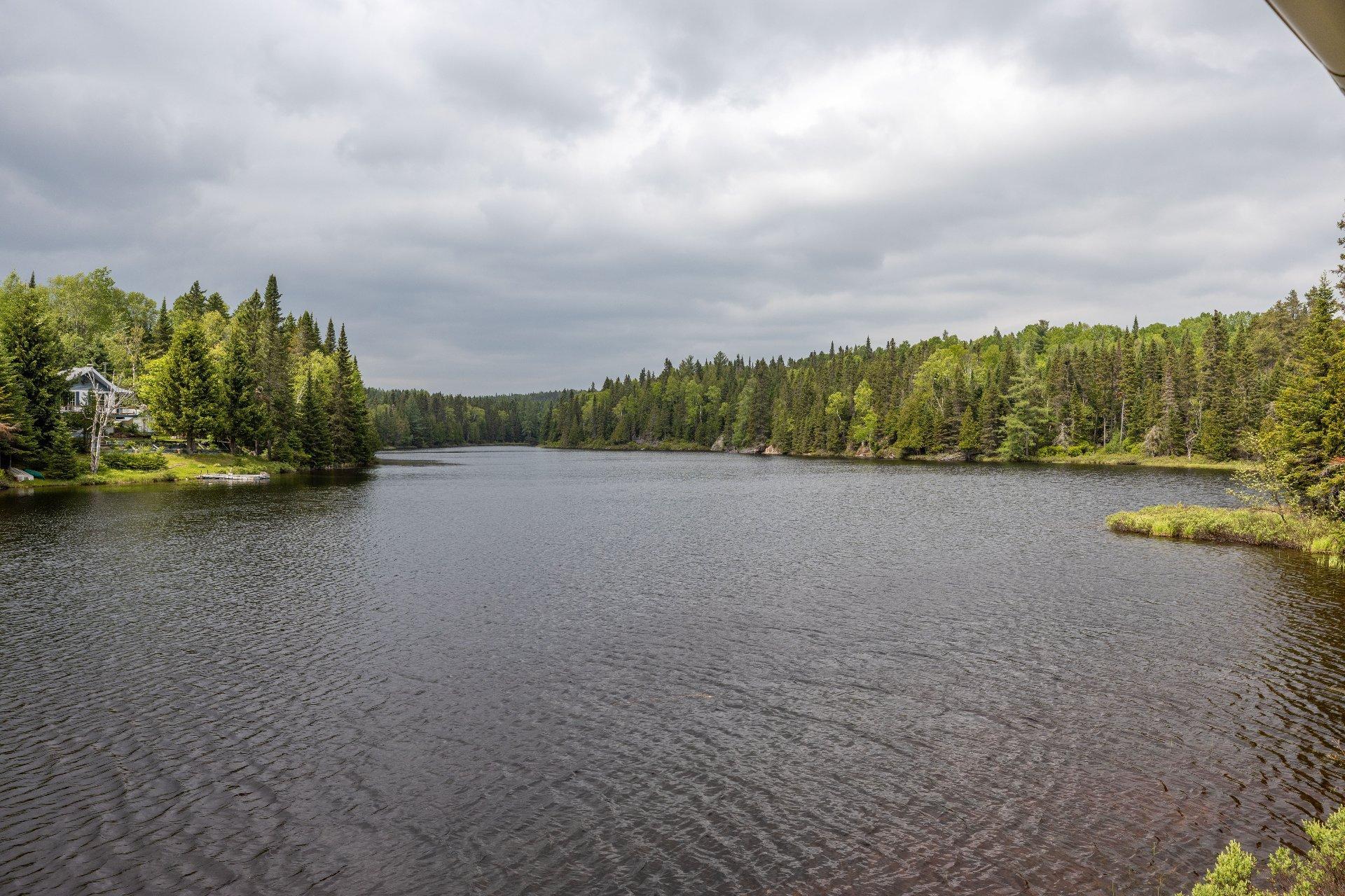 









700


Ch. du Lac-Comeau

,
Saint-Zénon,




QC
J0K3N0

