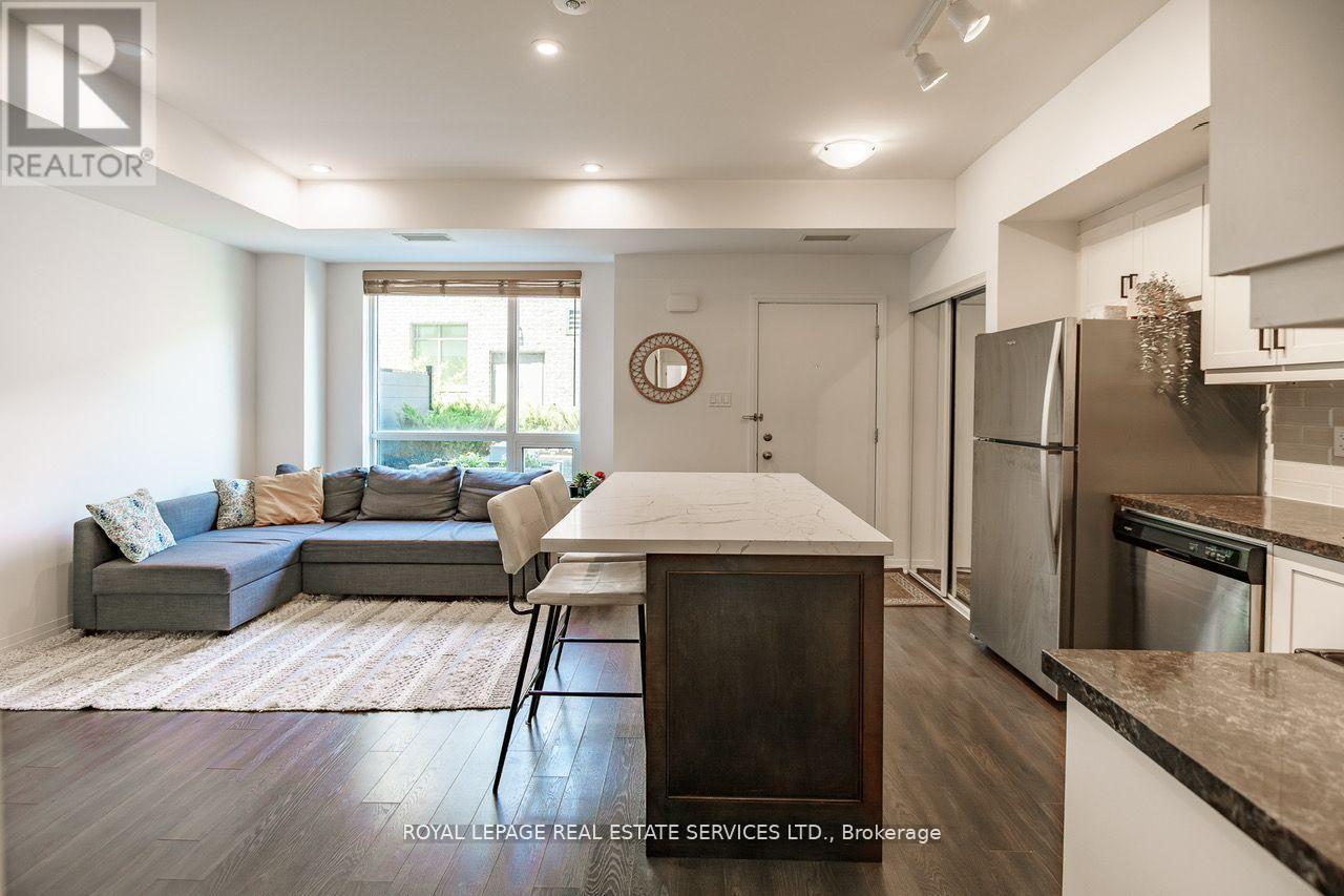 












13 - 650 ATWATER AVENUE

,
Mississauga,




Ontario
L5E3K2

