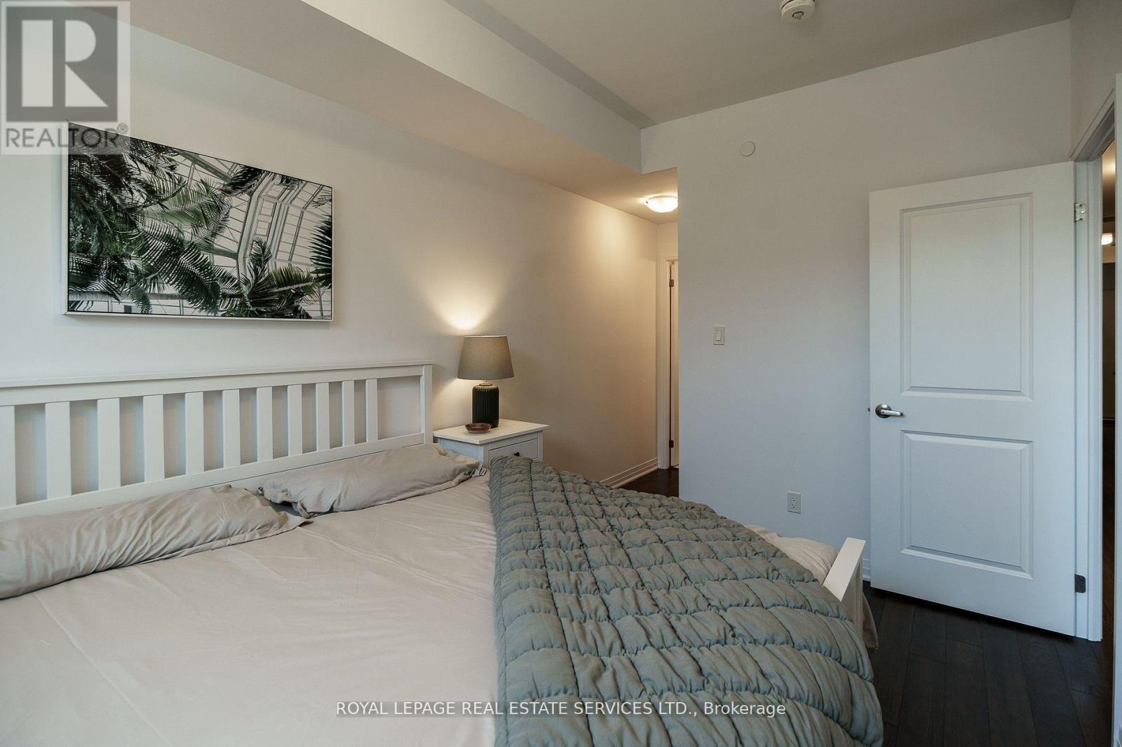 












13 - 650 ATWATER AVENUE

,
Mississauga,




Ontario
L5E3K2

