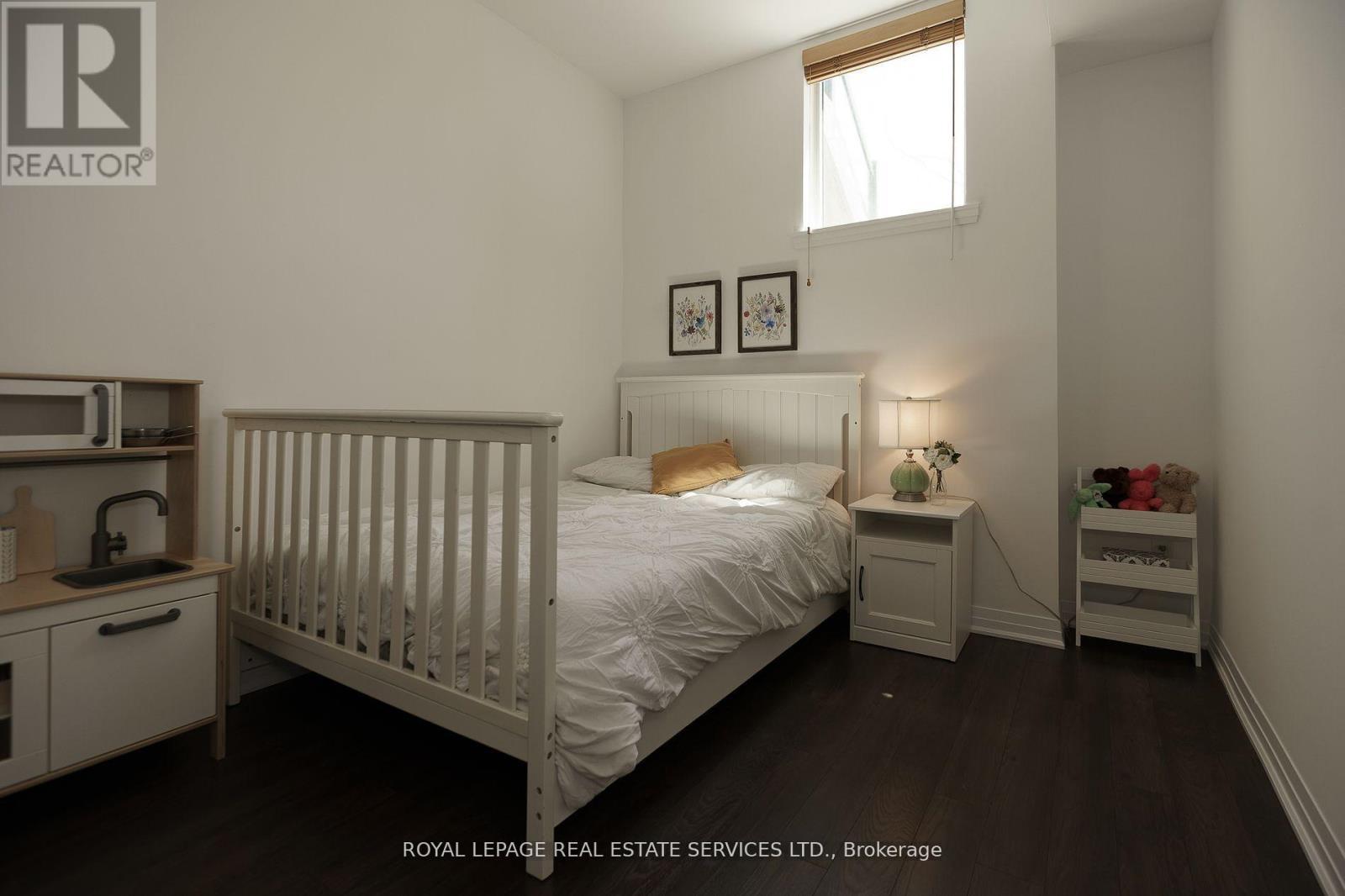 












13 - 650 ATWATER AVENUE

,
Mississauga,




Ontario
L5E3K2

