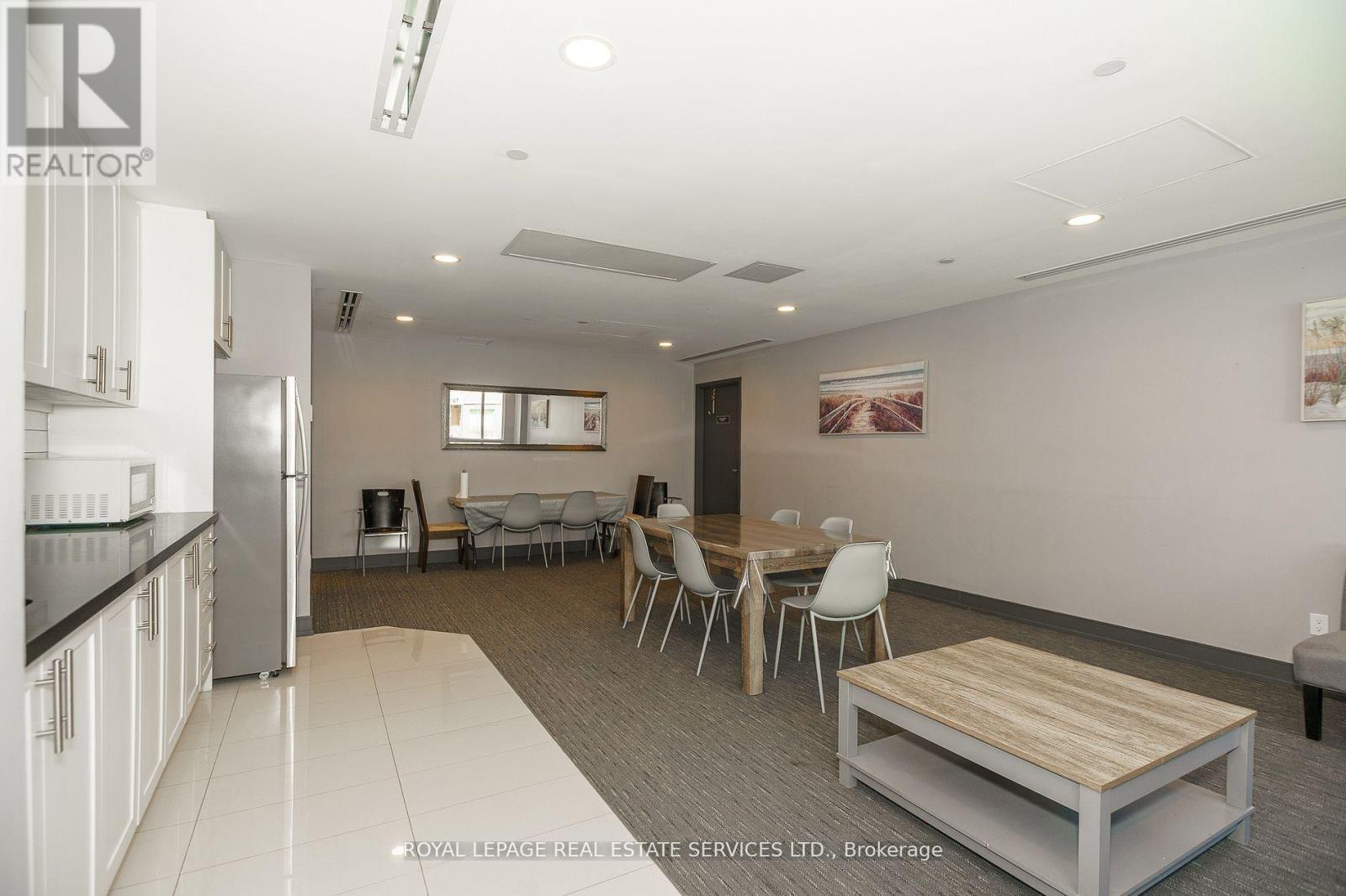












13 - 650 ATWATER AVENUE

,
Mississauga,




Ontario
L5E3K2

