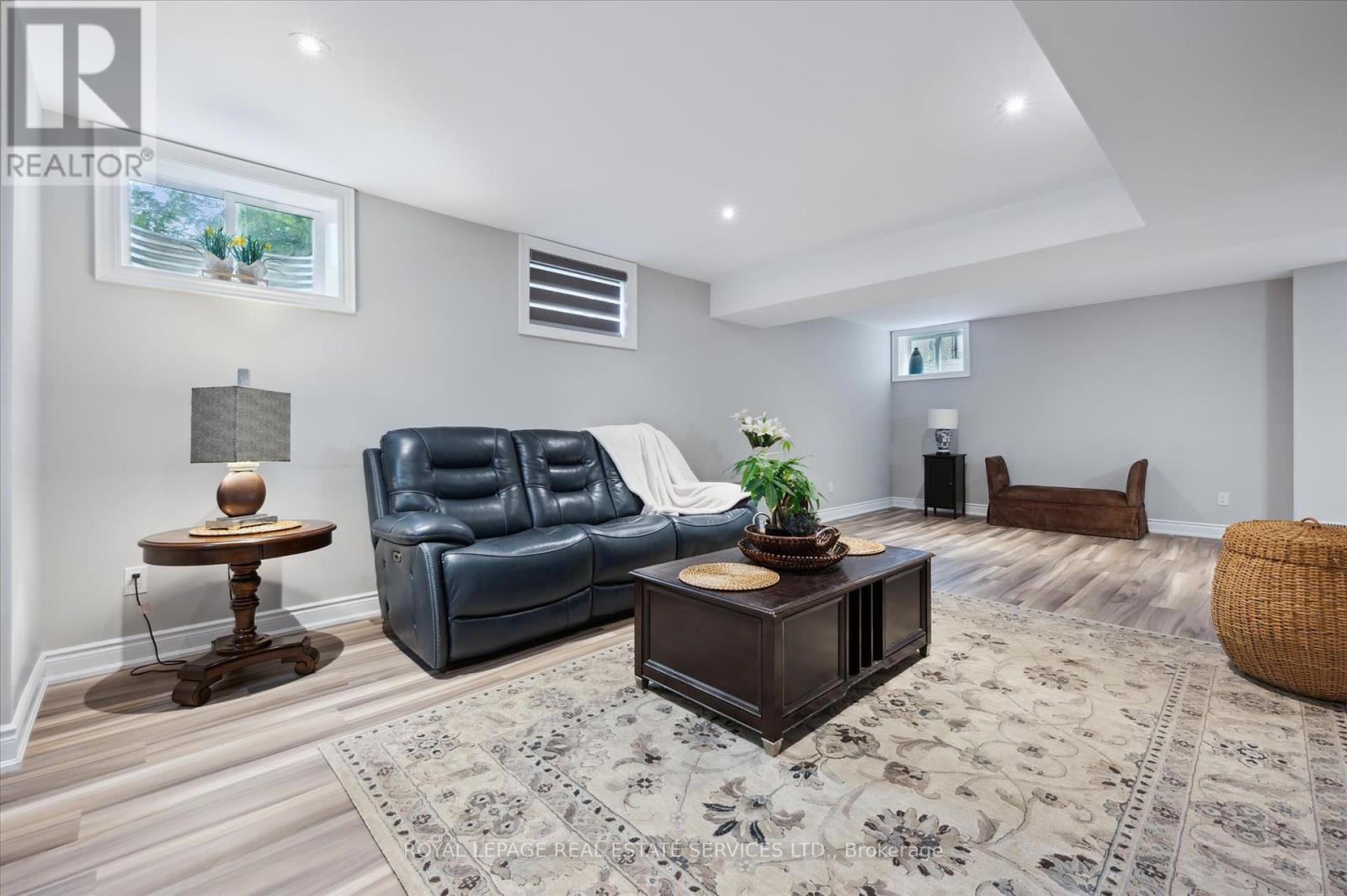 












65 PETERSON STREET

,
Blandford-Blenheim,




Ontario
N0J1G0

