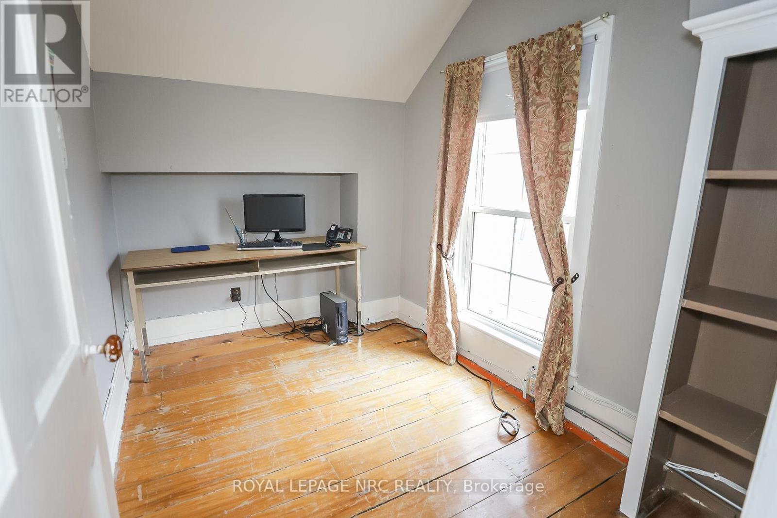 












264 RIDGE ROAD N

,
Fort Erie (Ridgeway),




Ontario
L0S1N0

