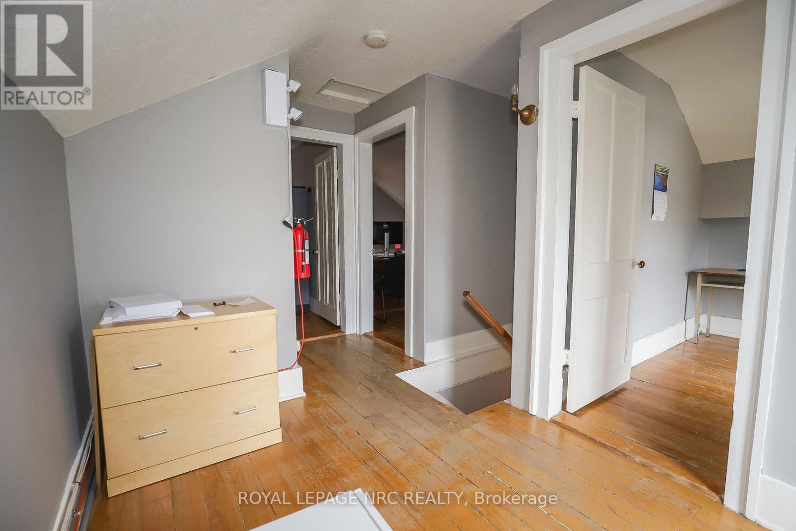 












264 RIDGE ROAD N

,
Fort Erie (Ridgeway),




Ontario
L0S1N0

