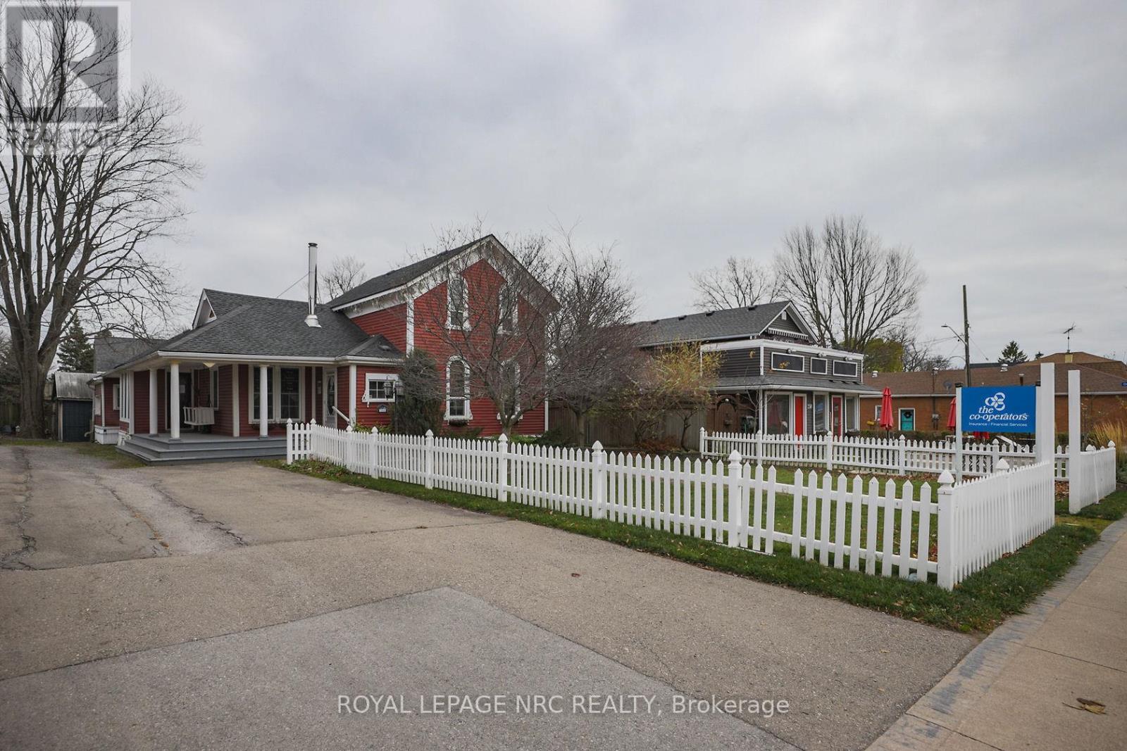 












264 RIDGE ROAD N

,
Fort Erie (Ridgeway),




Ontario
L0S1N0

