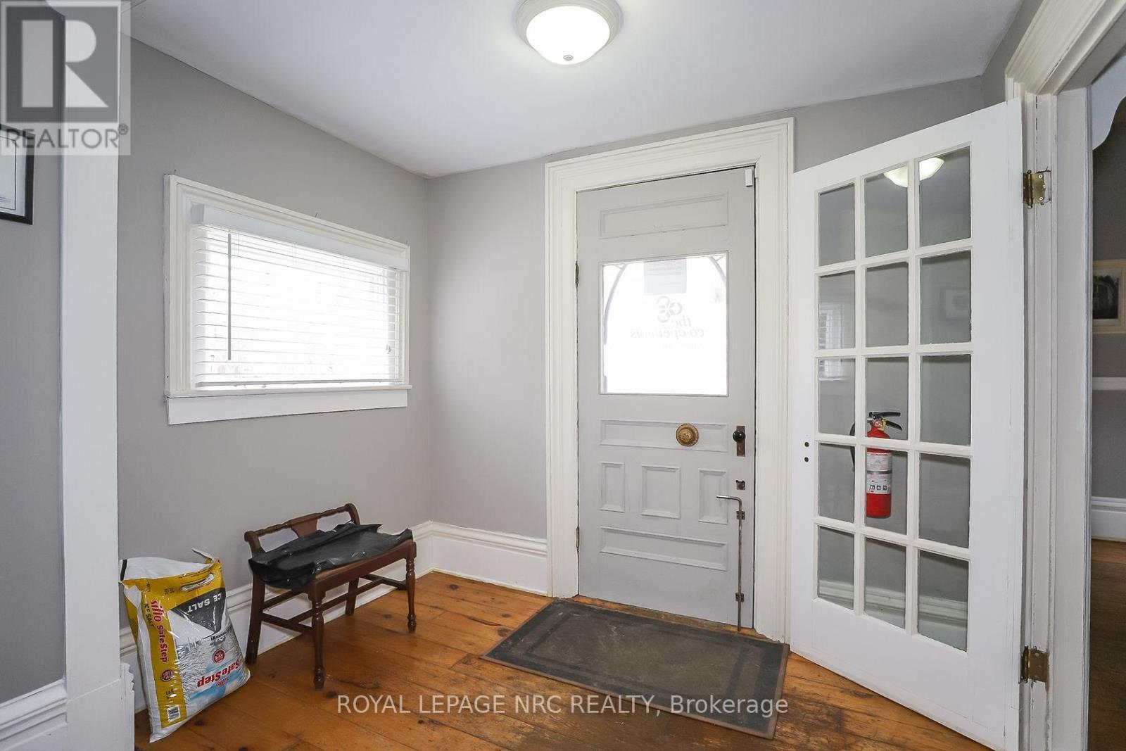 












264 RIDGE ROAD N

,
Fort Erie (Ridgeway),




Ontario
L0S1N0

