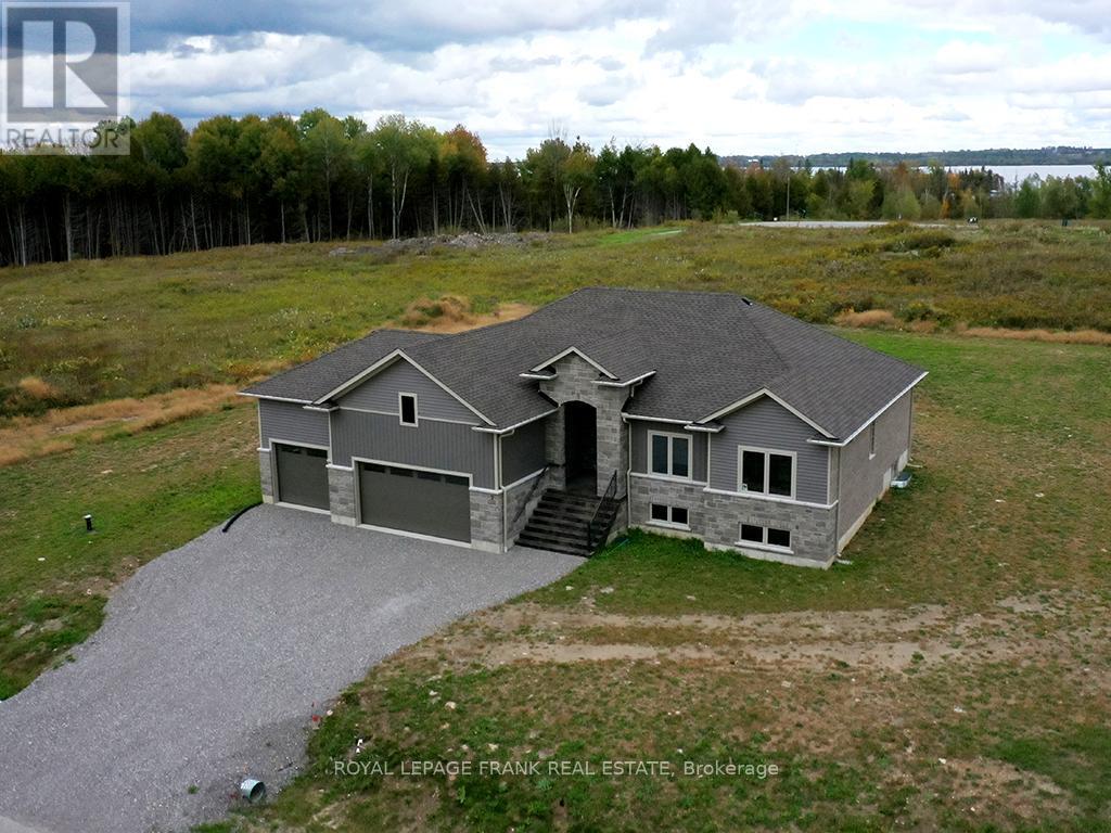 












7 NIPIGON STREET

,
Kawartha Lakes (Verulam),




Ontario
K0M1N0

