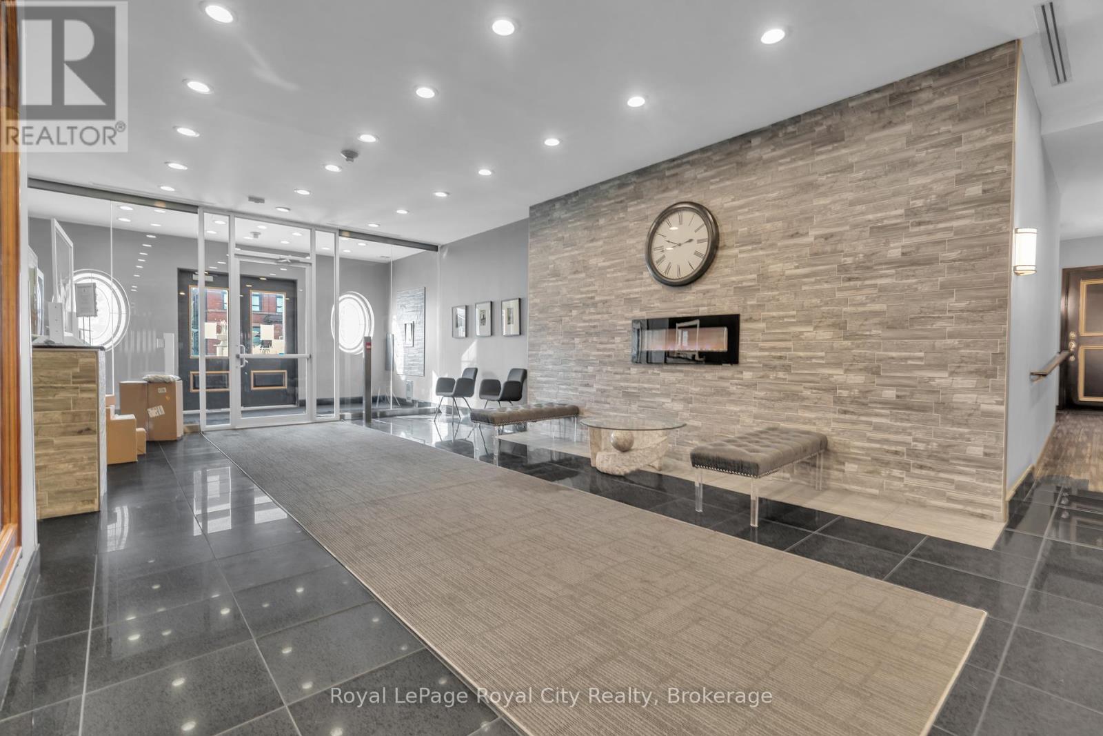 












614 - 135 JAMES STREET S

,
Hamilton (Corktown),




Ontario
L8P2Z6

