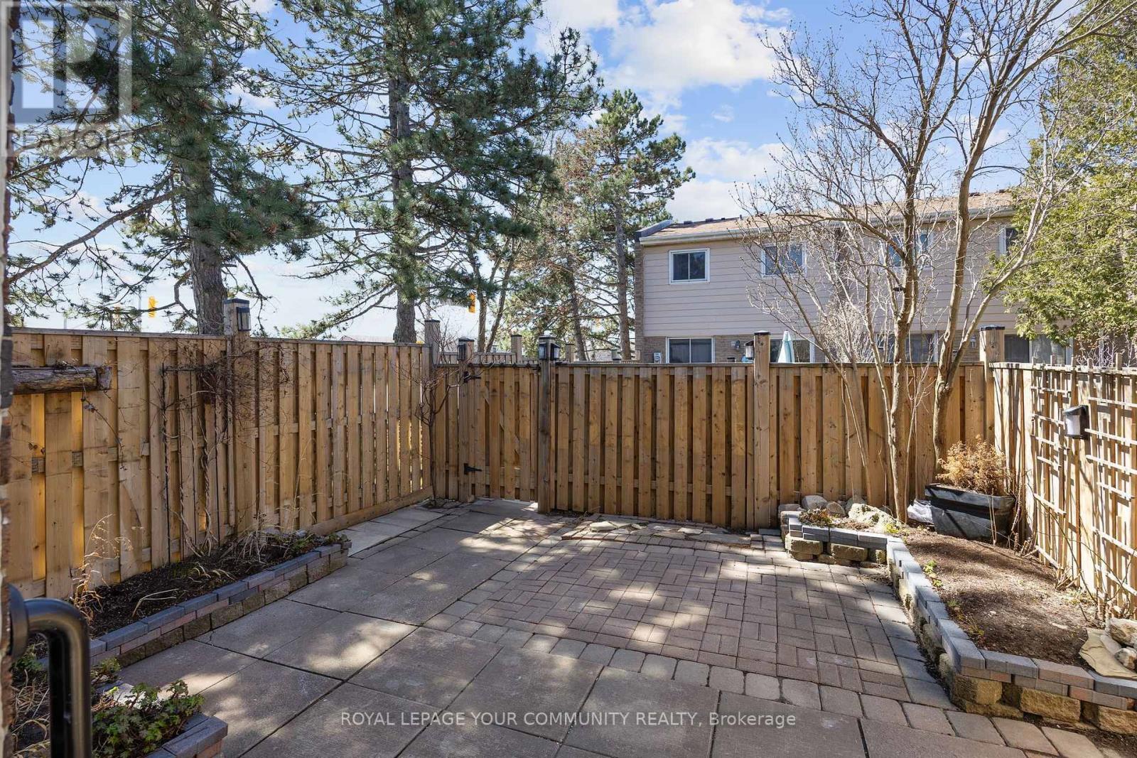 












39 - 1020 CENTRAL PARK DRIVE

,
Brampton,




Ontario
L6S3J5

