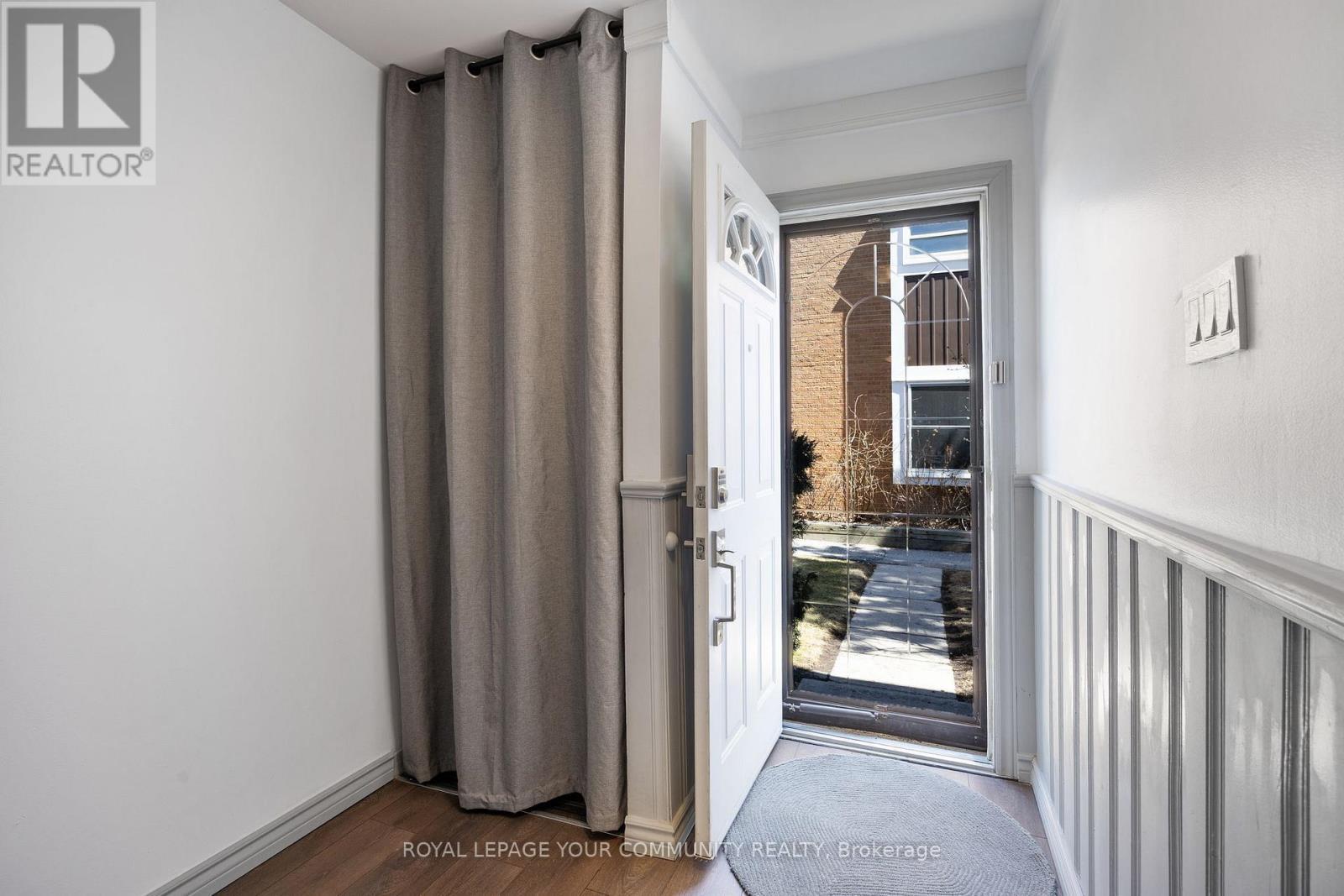 












39 - 1020 CENTRAL PARK DRIVE

,
Brampton,




Ontario
L6S3J5

