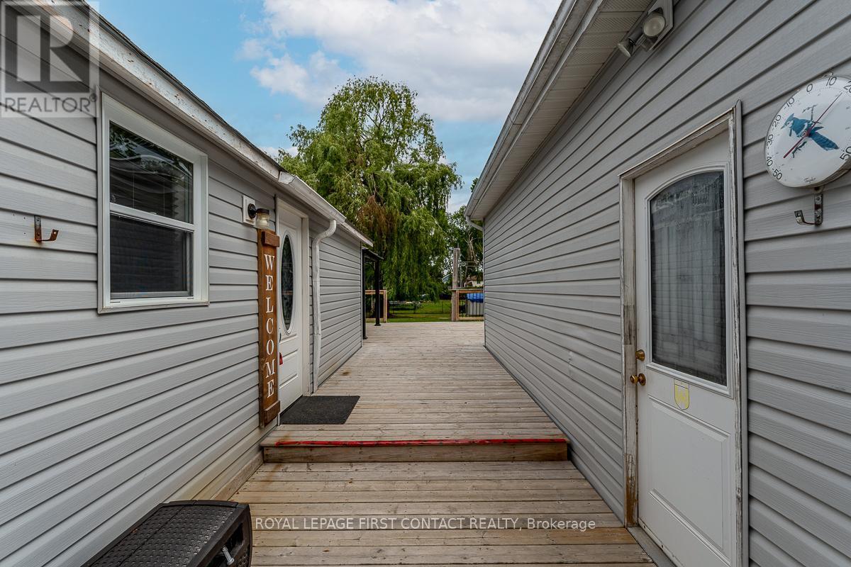 












7424 COUNTY RD 91 ROAD

,
Clearview,




Ontario
L0M1S0


