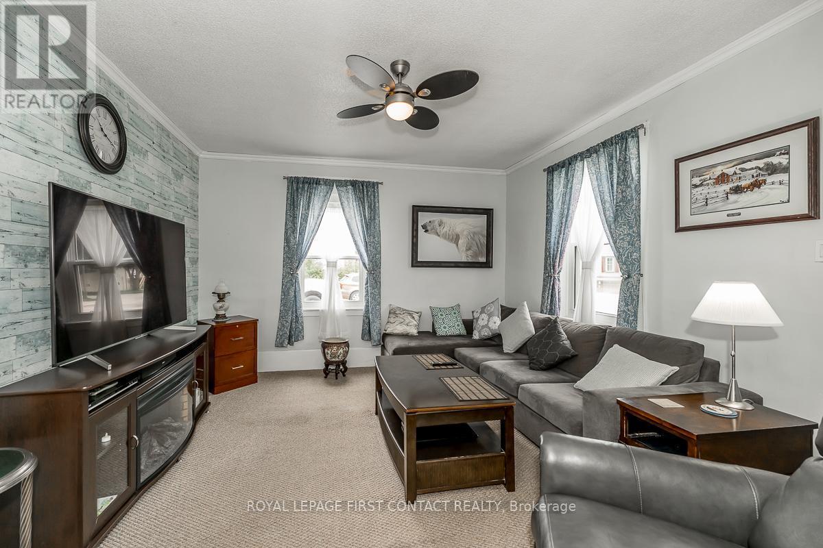 












7424 COUNTY RD 91 ROAD

,
Clearview,




Ontario
L0M1S0

