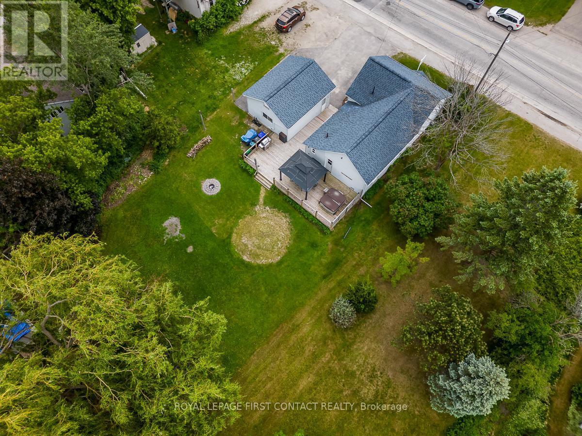












7424 COUNTY RD 91 ROAD

,
Clearview,




Ontario
L0M1S0

