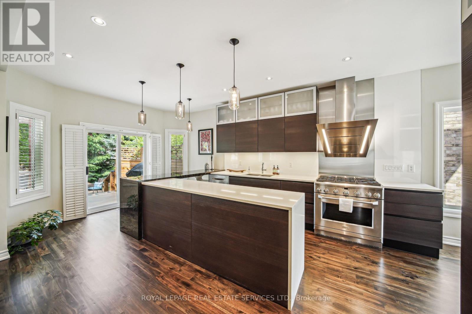 












2114 NIGHTINGALE WAY

,
Oakville,




Ontario
L6M3R5

