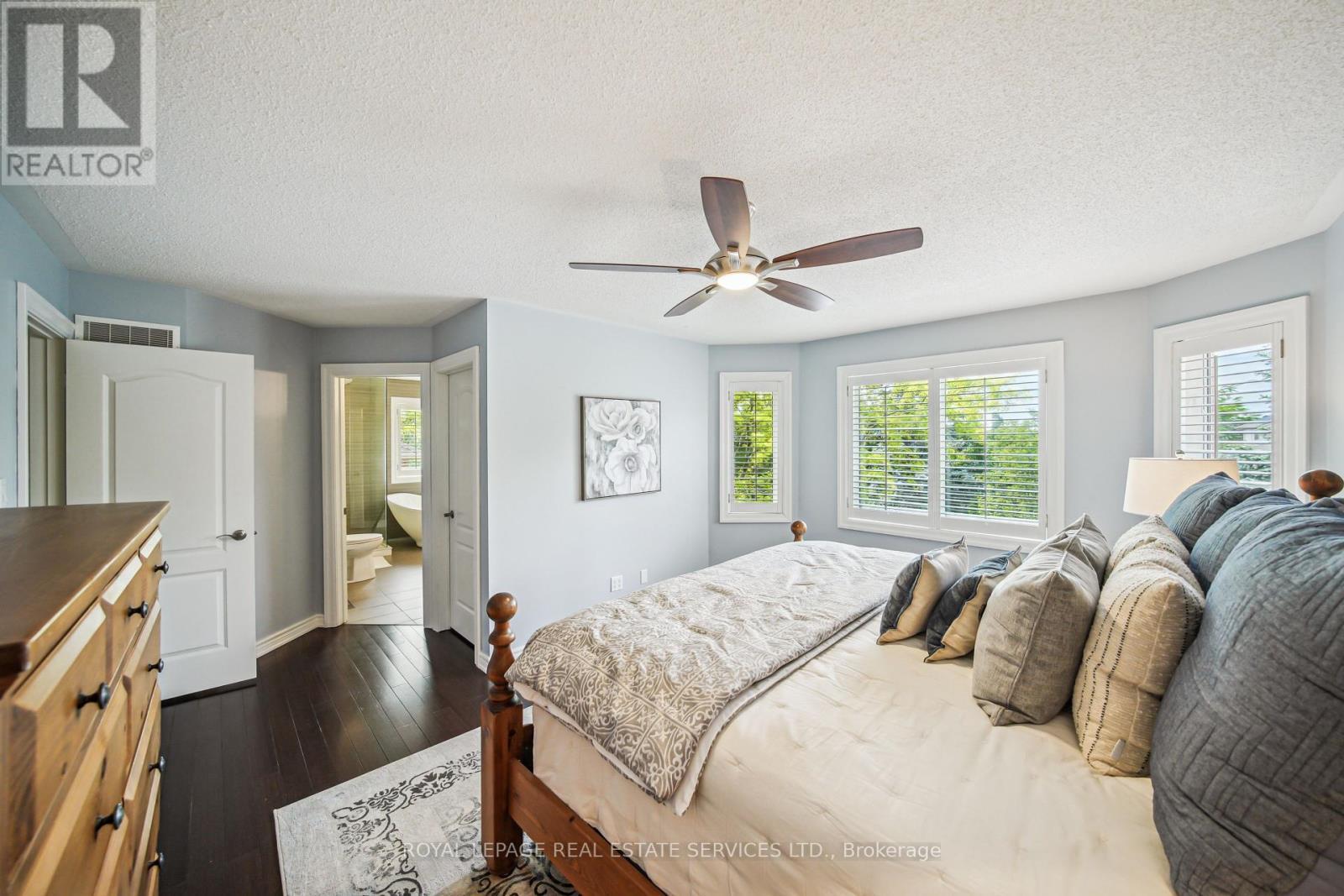 












2114 NIGHTINGALE WAY

,
Oakville,




Ontario
L6M3R5

