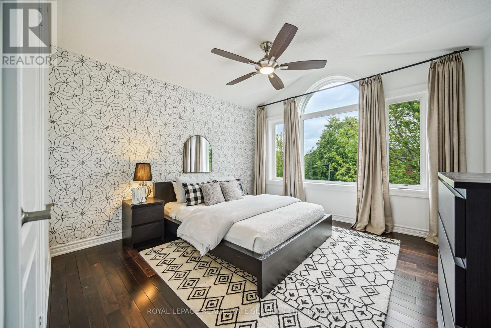 












2114 NIGHTINGALE WAY

,
Oakville,




Ontario
L6M3R5

