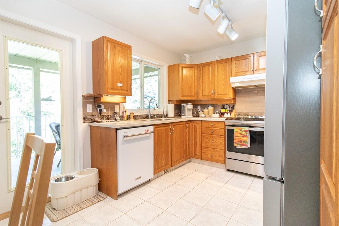 









3811


Glen Canyon

Drive,
West Kelowna,




BC
V4T 2P7

